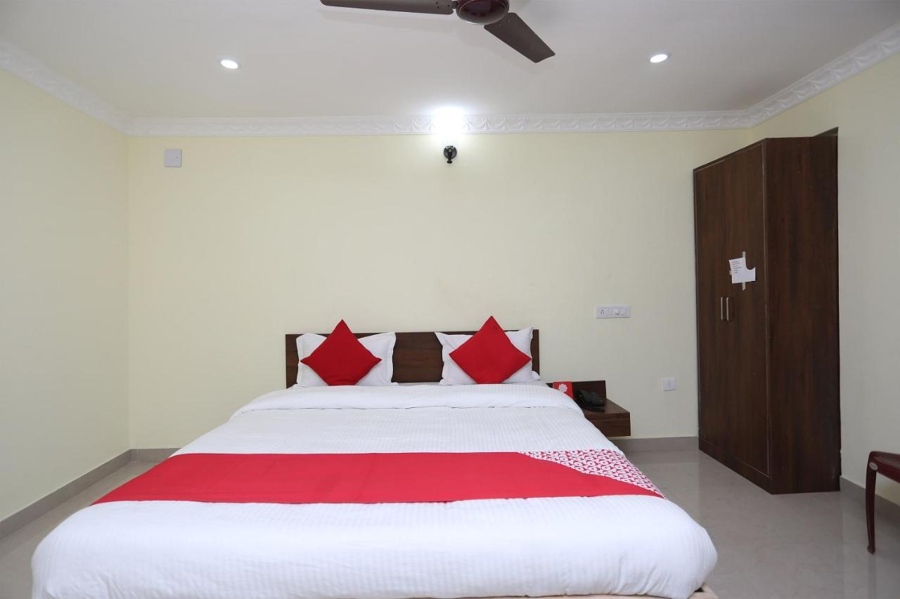Oyo 26670 The Ranch Hotel Puri Buitenkant foto